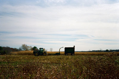 130311_lomo_s100ef_lomo400_farmtractor_130130